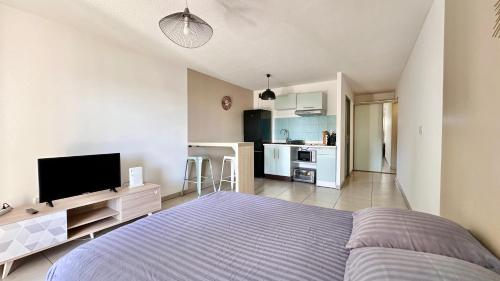 Studio cosy tout équipé - idéalement situé 1