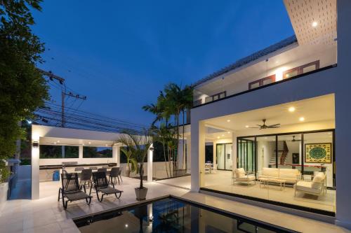 Stunning villa with pool and tropical garden Hua Hin