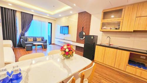 FLC SEA TOWER QUY NHON 44 Võ Thi Yến ban cong view bien - 화장실