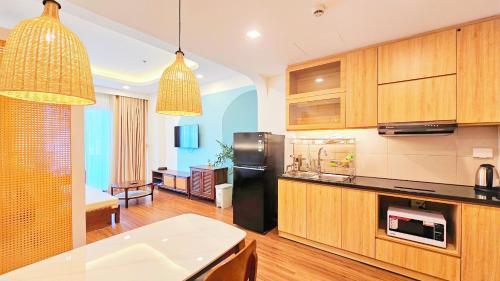 FLC SEA TOWER QUY NHON 44 Võ Thi Yến ban cong view bien - 샤워실