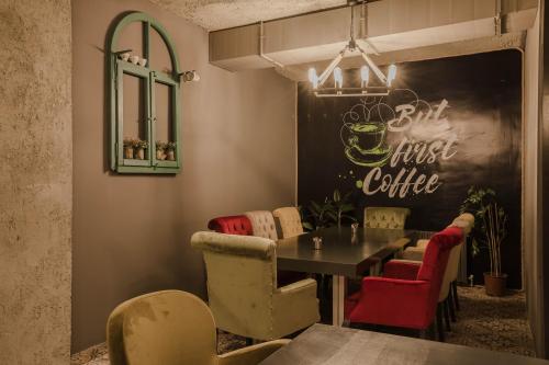 Edrin Otel - main image