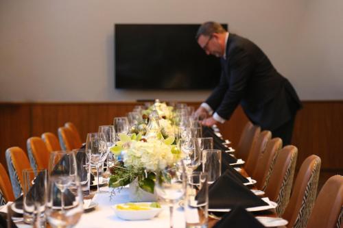 515710201 Crowne Plaza Atlanta Perimeter at Ravinia by IHG