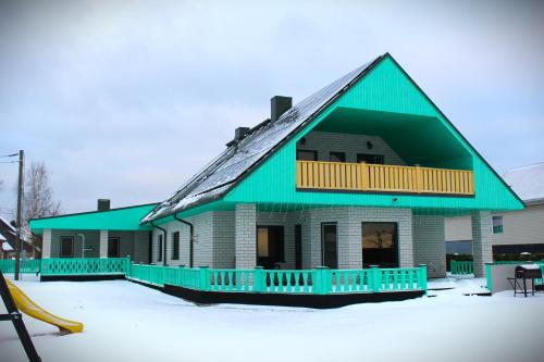 Raja Lake House in Raja