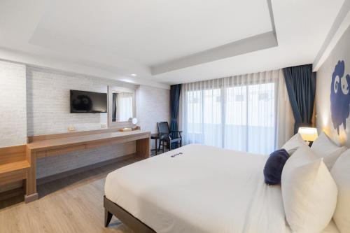 room detail thumbnail 0