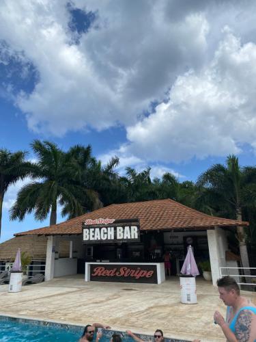 Osmax Oasis, 1BD and 1 BA, Gated, near Puerto Seco Beach in Discovery Bay