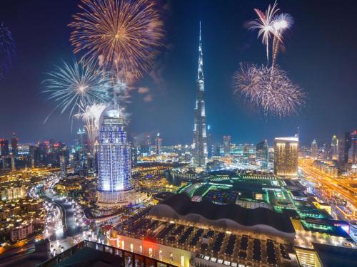 Daniels Burj Khalifa View 2BR at Paramount Midtown, Dubai