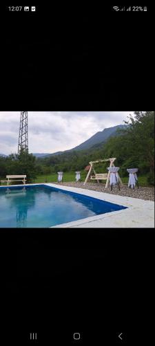 Bungalovi Mihajlo & Miloš (Bungalovi Mihajlo & Milos) in Tjentište