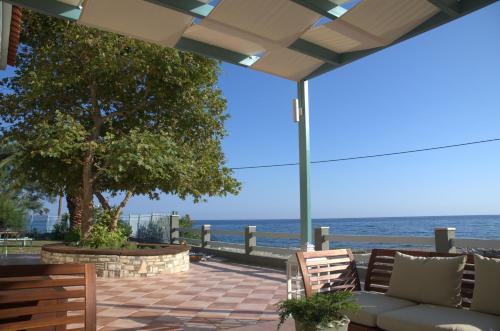 المرافق, Aeolos Villa in Ormos Koumeikon