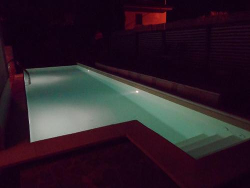 Swimming pool, Il Piccolo Carro Apartments in Monterubbiano