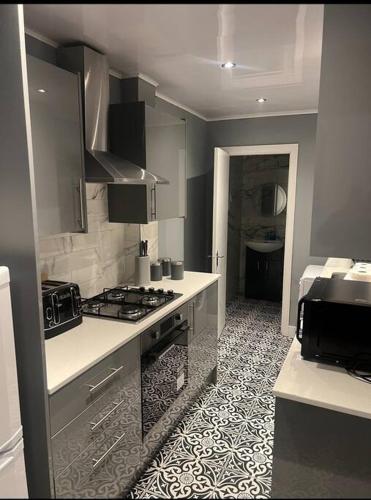 4 Bedroom House, Central City Location 4 Bedroom House, Central City Location