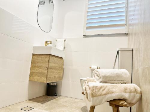 Solhaus - Modern 1BR by Towradgi Beach, Towradgi (photo 4)