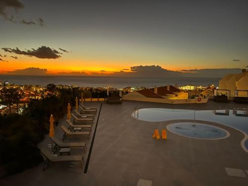 Costa Adeje Garden Aparthotel - image 2