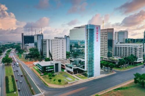 外部景觀, 巴西利亞阿爾沃拉達溫德姆華美達酒店 (Ramada by Wyndham Brasilia Alvorada) in 紀念軸