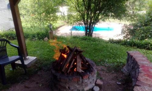 Iekārtas, Bungalovi Mihajlo & Miloš (Bungalovi Mihajlo & Milos) in Tjentište