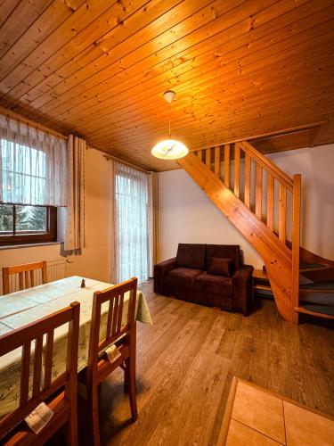 Apartmany Kolb Ramzová (Apartmany Kolb Ramzova) in 奧斯特魯茲納