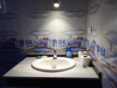 انتيكا كامب in Taba