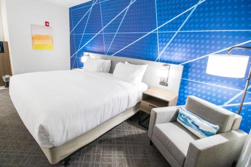 Comfort Inn & Suites Comfort Inn & Suites