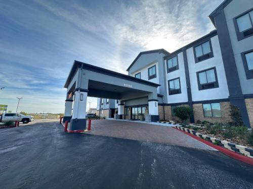 Comfort Inn & Suites Comfort Inn & Suites