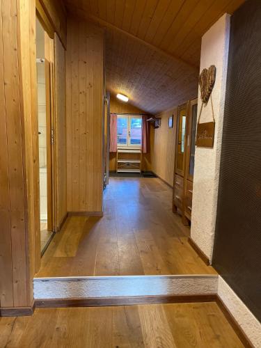 Entrada, Hotel Jägerstübli Grindelwald (Hotel Jagerstubli Grindelwald) in Grindelwald Suburbs