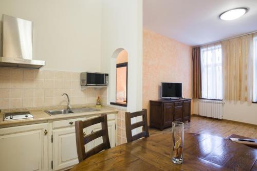Hotel Bucegi, Sinaia (Foto 10)