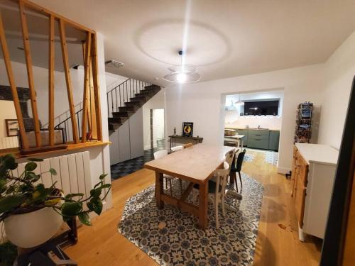 Maison dans le parc des volcans gîte à louer La Cassière