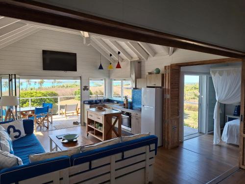 Beach House Lodge in Malabou