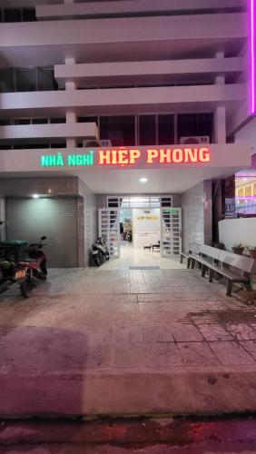 khách sạn hiệp phong