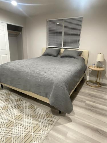PRIVATE ROOM IN NEW APPARTMENT WITH FULL BATH in Los Angeles, USA