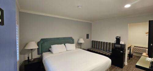 Bay Front Inn - Downtown Santa Cruz - image 12