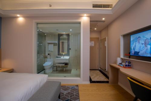 room detail thumbnail 1