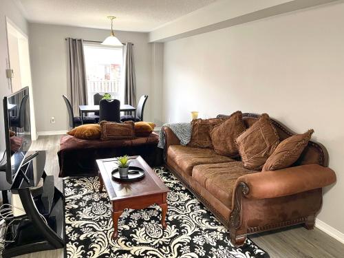 3Bdrm Home Near Ridgeway Food Hub & Shopping