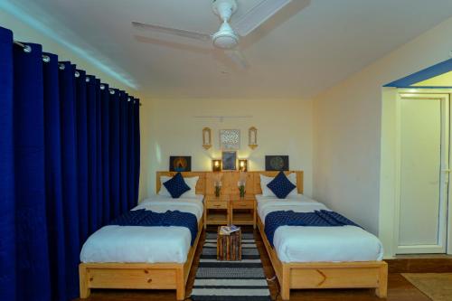 1 twin bed