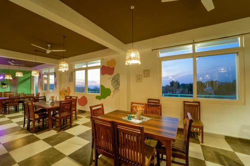 Restaurante, Chokling ArtHouse - The Treasure of Himalayas in Palampur