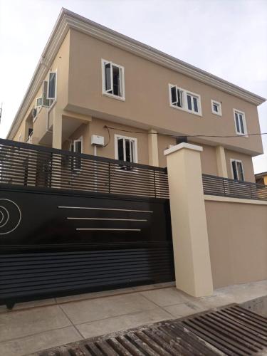 Unique Grace Shortlet in Ifako-Ijaiye