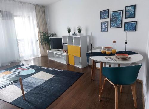 Cozy apartment in the center of Bucharest 5