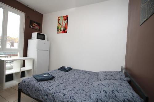 08 - Chambre proche Paris et Transports avec TV WIFI 3