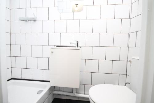 09 - Chambre proche Paris et Transports avec TV WIFI 4