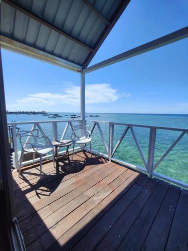 balkon/taras, Aloha Mabul Scuba Lodge in Wyspa Mabul