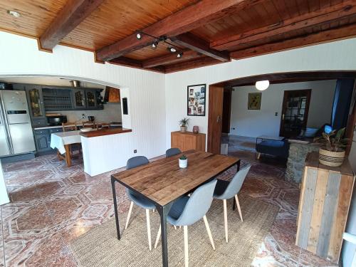 Appartement cozy 100m2 dans chalet savoyard - Apartment - Magland