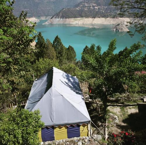 Tehri Lake View Camp and Cottage