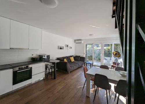 Forrest-Hugging Zagreb Townhomes photo 1