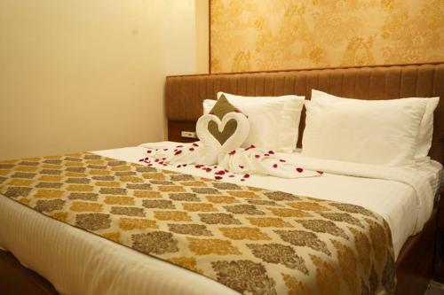 Executive Room image 10