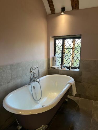 Baño, Bailiffscourt Hotel & Spa in Climping