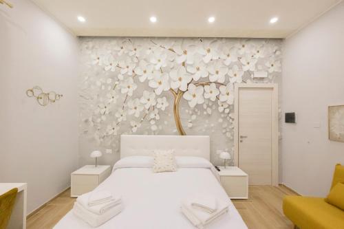 Enchanting Suites Salerno Room Type - King Room with Spa Bath
