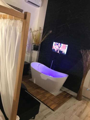 Villa White Luxury Residence 4