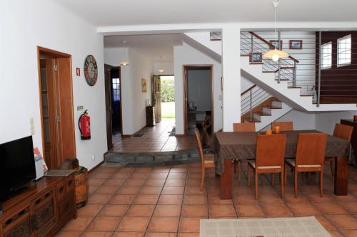 Iekārtas, Batalha House in Fenais da Luz