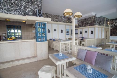Hotel Aleksandar - image 13