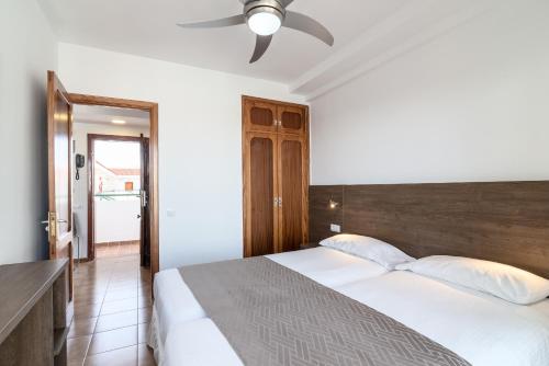 Apartamentos Montemayor - image 12