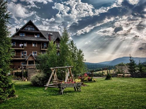 . Hotel Carpatia Bieszczadzki Gościniec