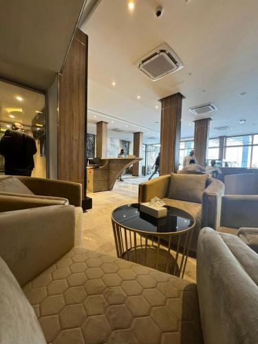 ロビー, ROYAL PLAZA HOTEL  in ドクム